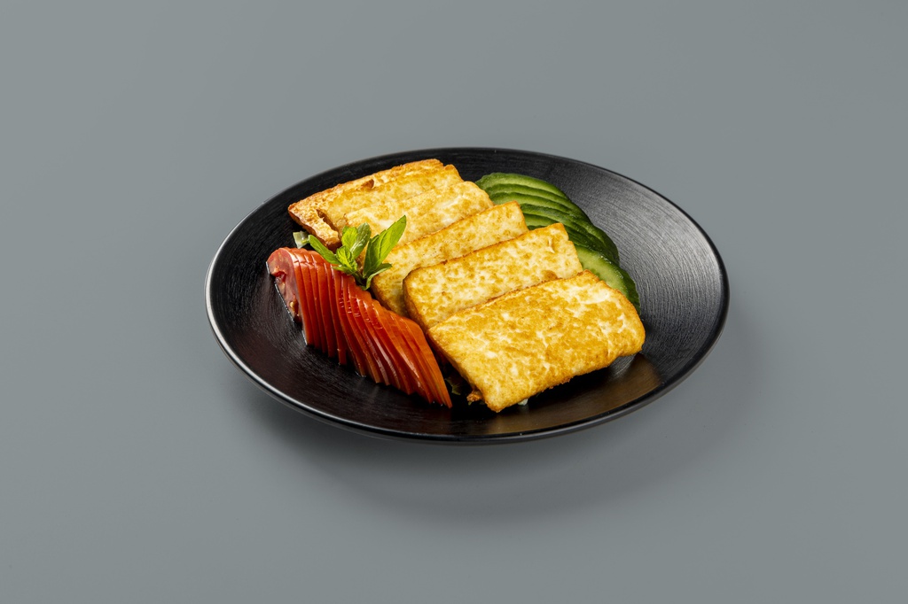 Fried halloumi cheese
