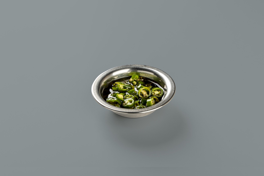 Hot pepper with olive oil