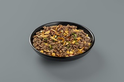 Meat fattah with oil, pine nuts and nuts 