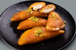 Qatayef cream